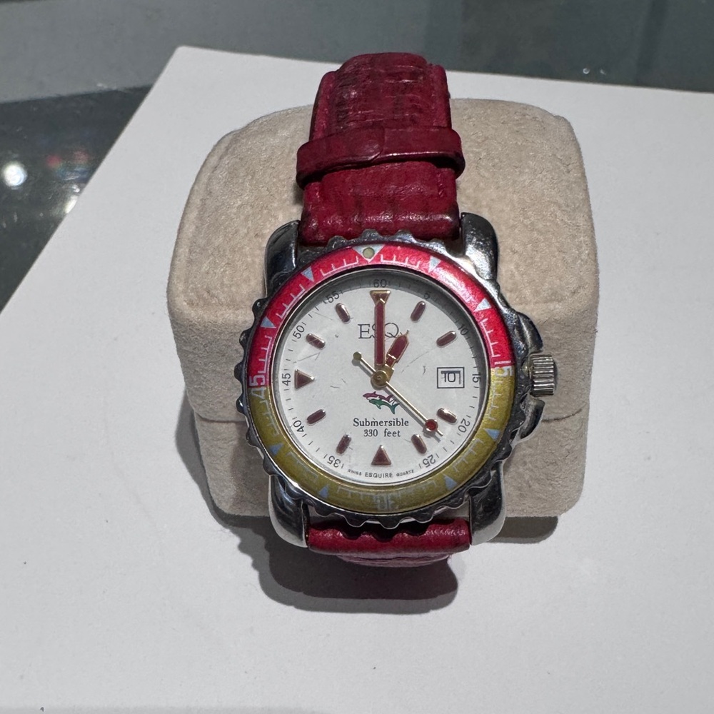 ✨⌚ Vintage ESQ by Movado Submersible Watch — Retro Diver with Bold Personality ⌚